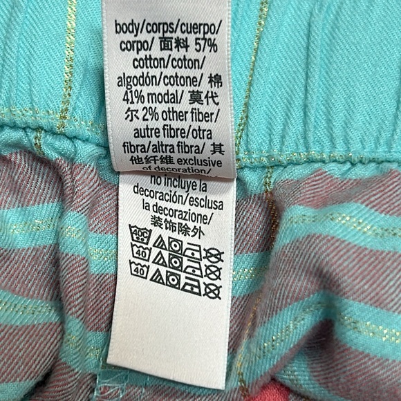 Medium Victoria’s Secret lightweight flannel pajama shorts - Picture 3 of 4